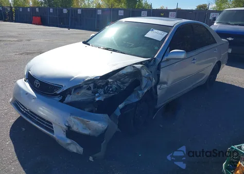 2005 Toyota Camry Se z USA, uszkodzony, nr VIN 4T1BE32K15U536932